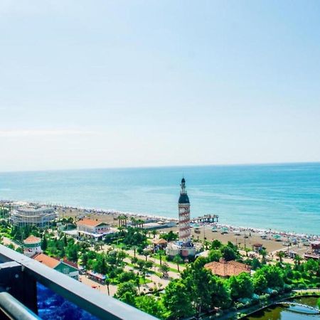 Black Sea Aparthotel Orbi City บาทูมิ ภายนอก รูปภาพ